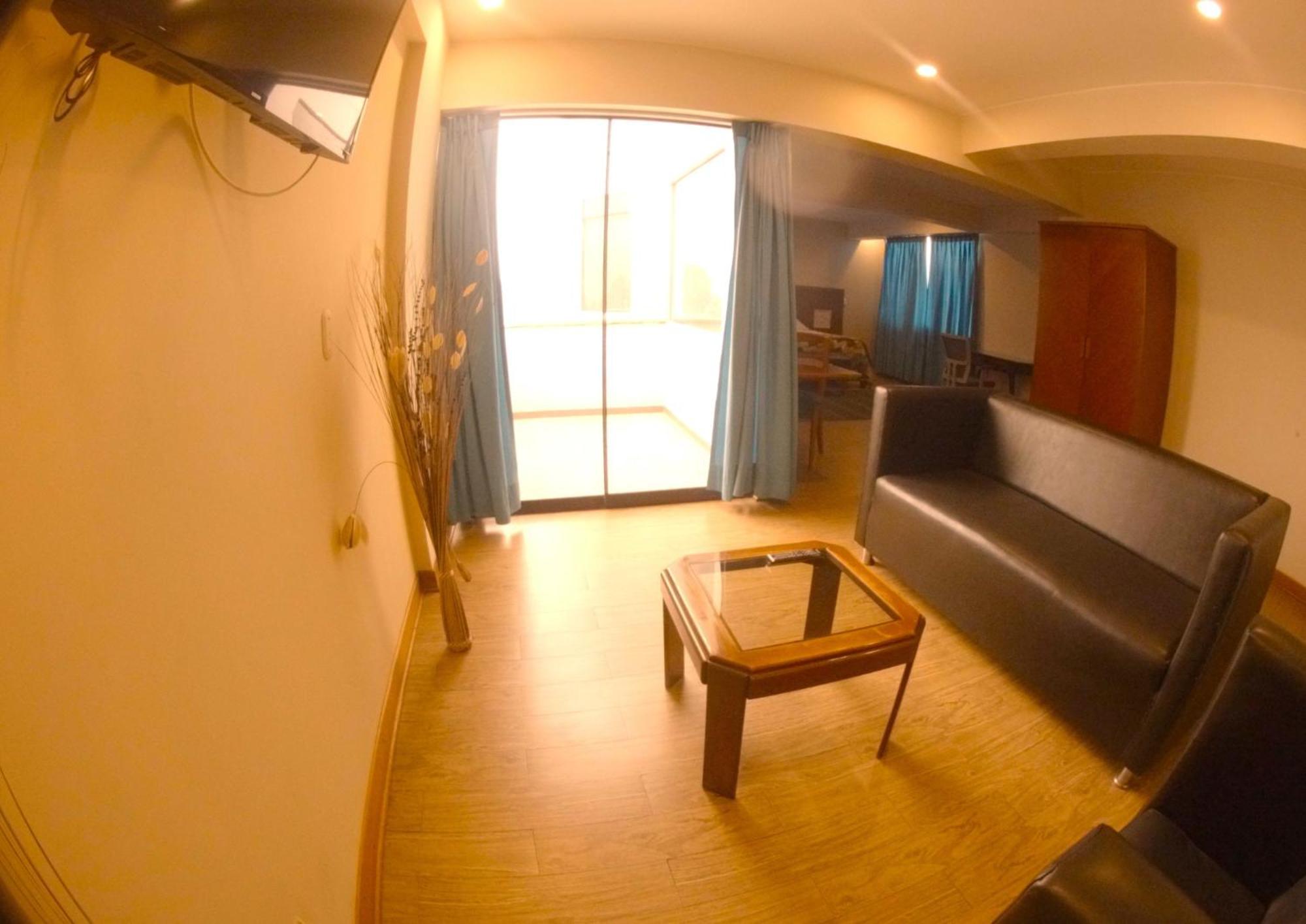 Hotel Esencia Suites Lima Exteriér fotografie