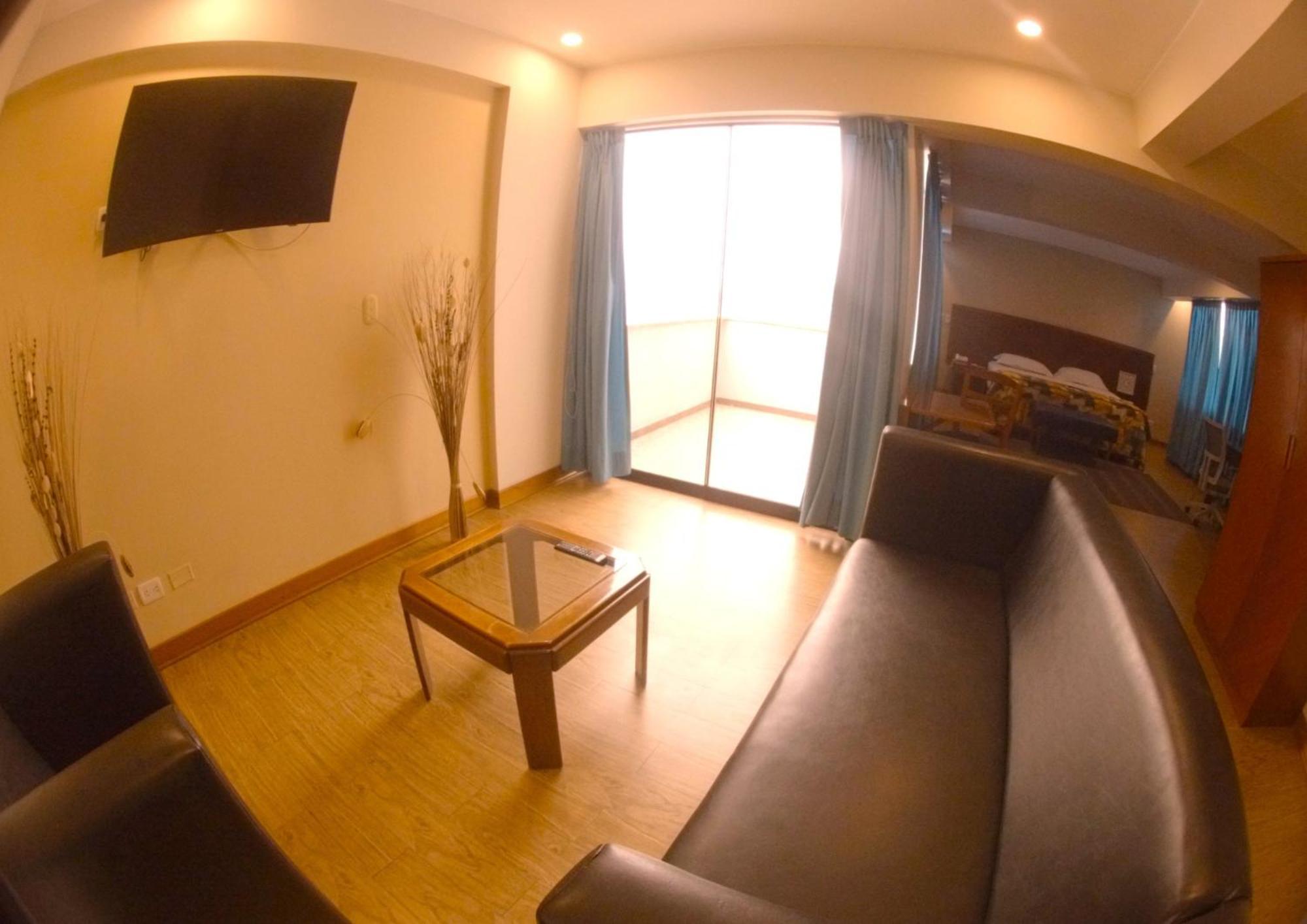 Hotel Esencia Suites Lima Exteriér fotografie