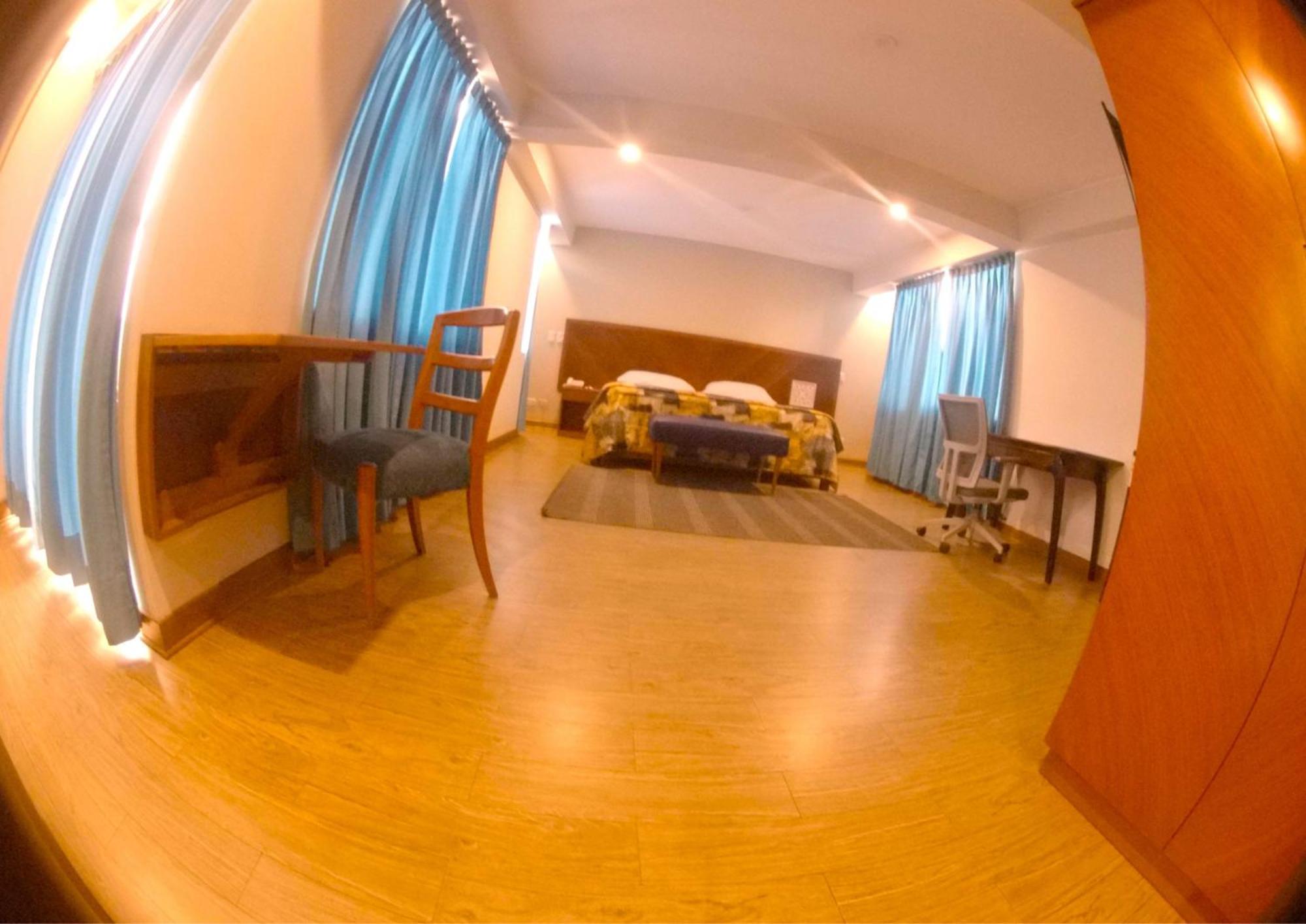 Hotel Esencia Suites Lima Exteriér fotografie